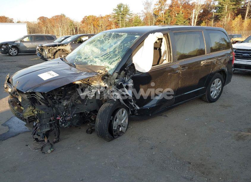Photo 2 of 2018 Dodge Grand CARAVAN SE (VIN 2C4RDGBG1JR225906)