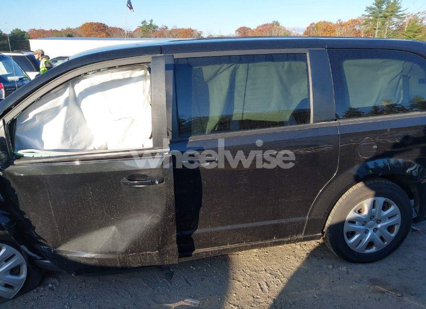 Photo 22 of 2018 Dodge Grand CARAVAN SE (VIN 2C4RDGBG1JR225906)