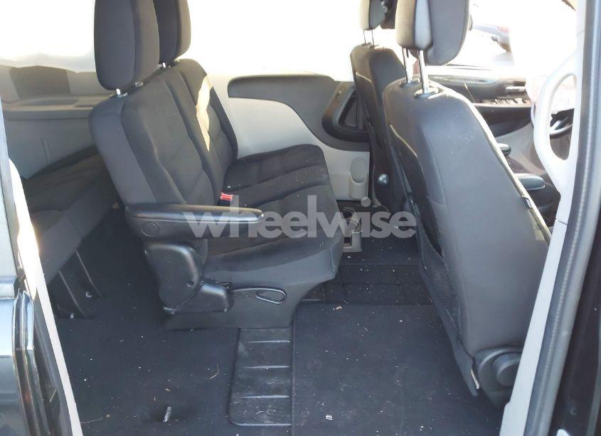 Photo 8 of 2018 Dodge Grand CARAVAN SE (VIN 2C4RDGBG1JR225906)