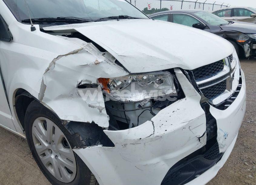 Photo 6 of 2018 Dodge Grand CARAVAN SE (VIN 2C4RDGBG1JR363347)