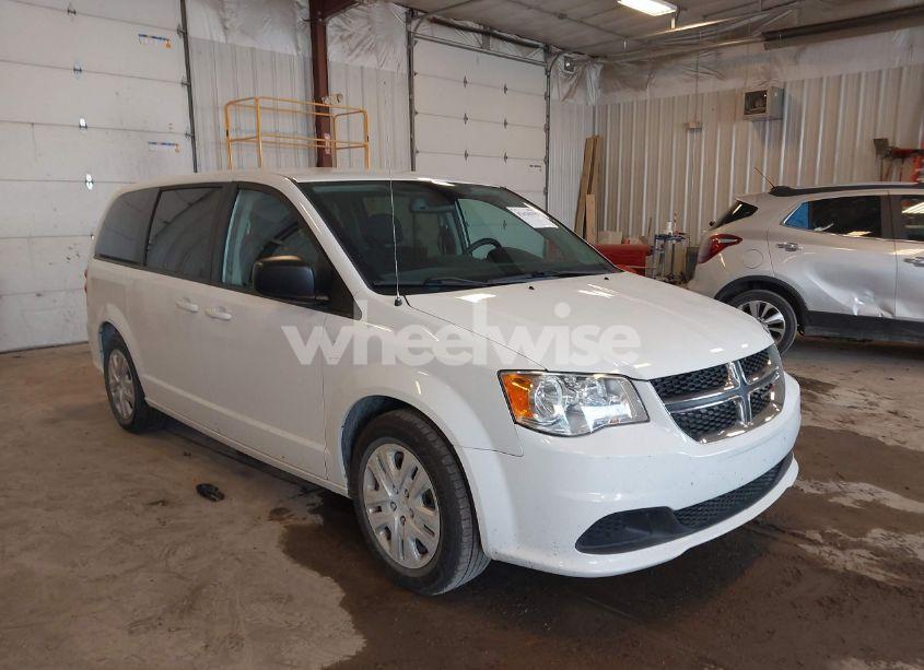 2018 Dodge Grand CARAVAN SE (VIN 2C4RDGBG1JR364076) main photo