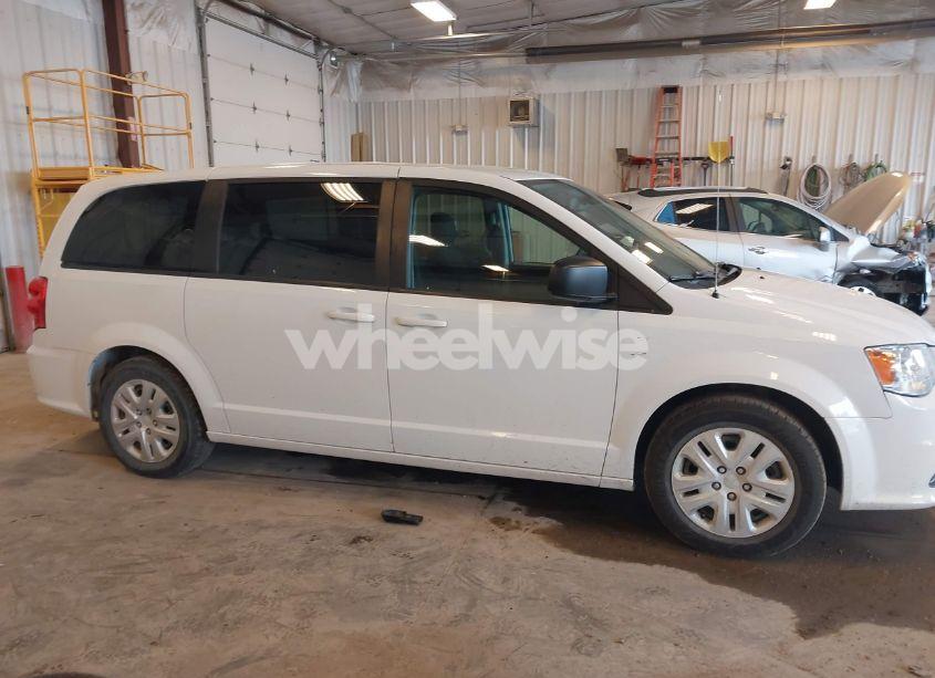 Photo 13 of 2018 Dodge Grand CARAVAN SE (VIN 2C4RDGBG1JR364076)