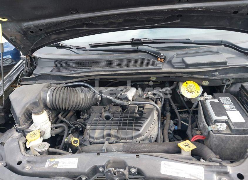 Photo 10 of 2019 Dodge Grand CARAVAN SE (VIN 2C4RDGBG1KR546894)