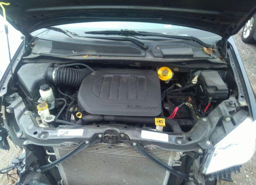 Photo 10 of 2019 Dodge Grand CARAVAN SE (VIN 2C4RDGBG1KR586618)