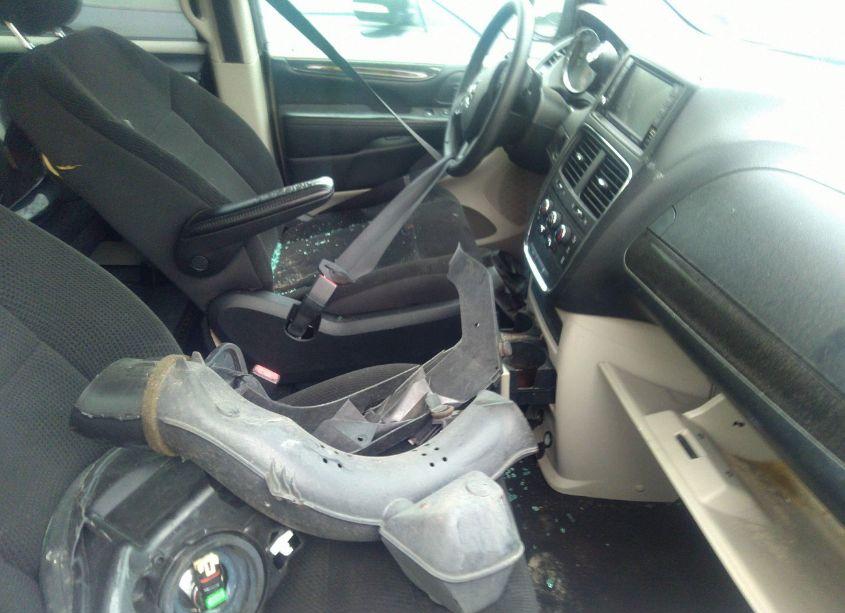 Photo 5 of 2019 Dodge Grand CARAVAN SE (VIN 2C4RDGBG1KR586618)