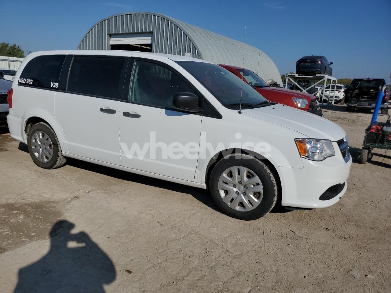 Photo 4 of 2019 DODGE GRAND CARAVAN SE (VIN 2C4RDGBG1KR590426)