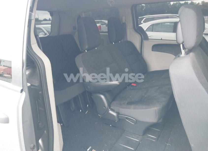 Photo 8 of 2019 Dodge Grand CARAVAN SE (VIN 2C4RDGBG1KR682944)