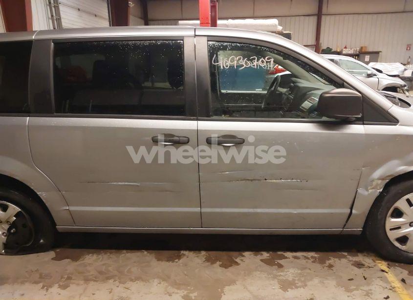 Photo 14 of 2019 Dodge Grand CARAVAN SE (VIN 2C4RDGBG1KR713870)