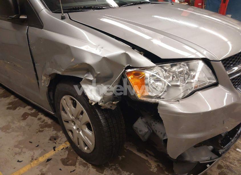 Photo 6 of 2019 Dodge Grand CARAVAN SE (VIN 2C4RDGBG1KR713870)