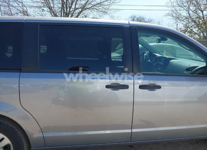 Photo 13 of 2019 Dodge Grand CARAVAN SE (VIN 2C4RDGBG1KR790397)