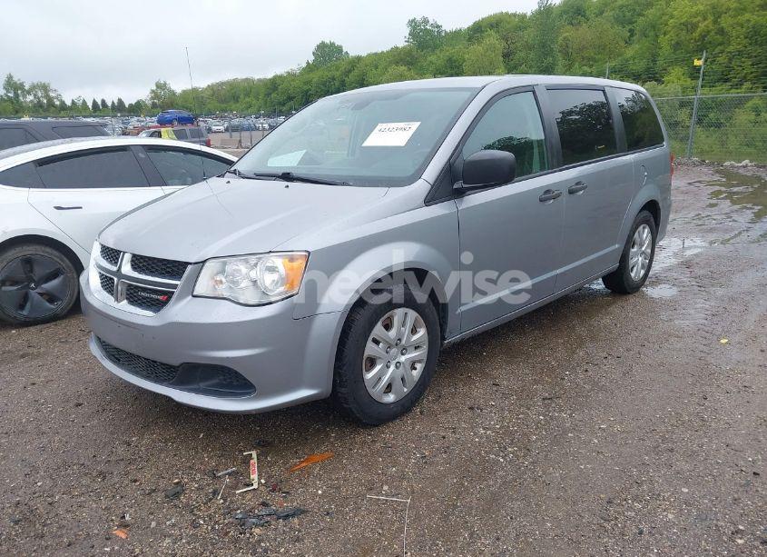 Photo 2 of 2019 Dodge Grand CARAVAN SE (VIN 2C4RDGBG1KR801690)