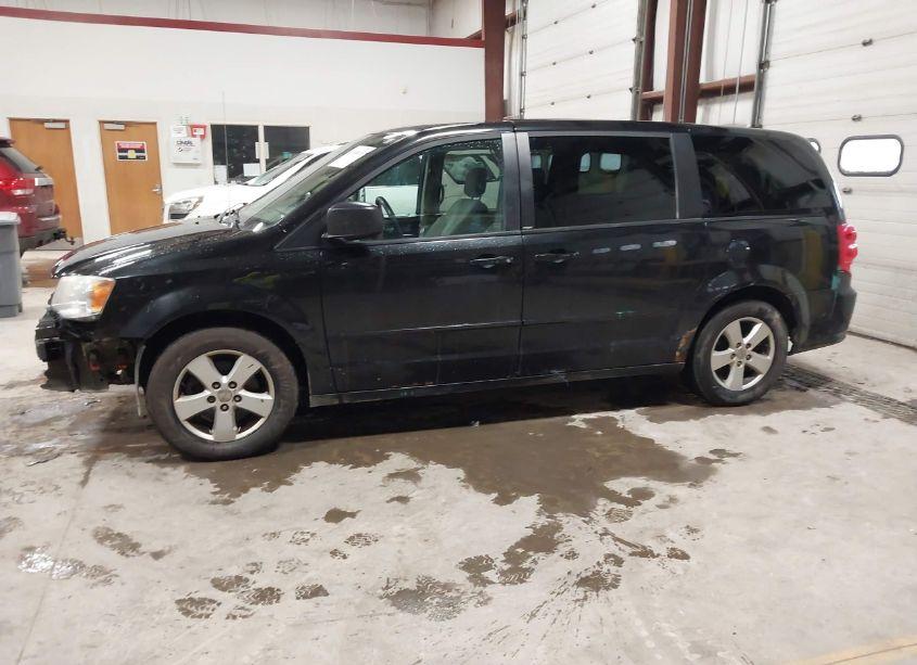 Photo 2 of 2013 Dodge Grand CARAVAN SE (VIN 2C4RDGBG2DR650961)
