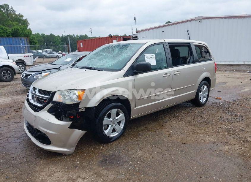 Photo 2 of 2013 Dodge Grand CARAVAN SE (VIN 2C4RDGBG2DR680607)