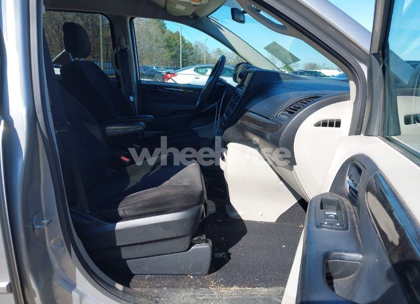 Photo 5 of 2013 Dodge Grand CARAVAN SE (VIN 2C4RDGBG2DR746833)