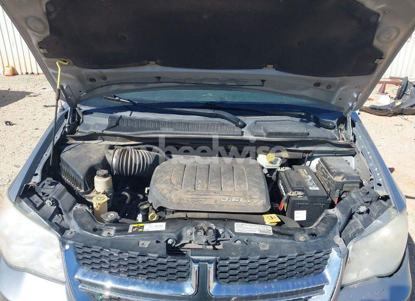 Photo 10 of 2014 Dodge Grand CARAVAN SE (VIN 2C4RDGBG2ER105649)