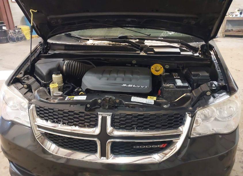 Photo 10 of 2014 Dodge Grand CARAVAN SE (VIN 2C4RDGBG2ER170050)