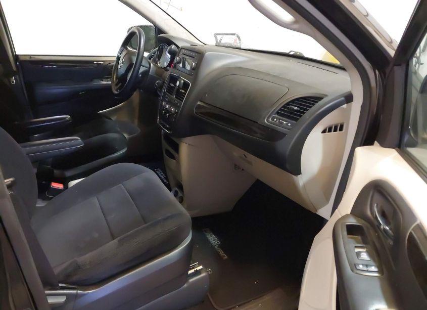Photo 5 of 2014 Dodge Grand CARAVAN SE (VIN 2C4RDGBG2ER170050)