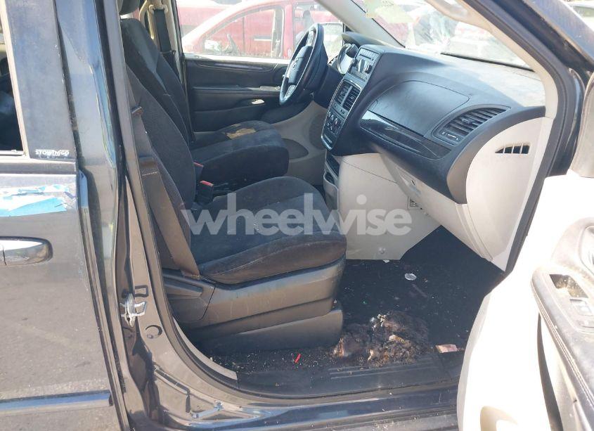 Photo 5 of 2014 Dodge Grand CARAVAN SE (VIN 2C4RDGBG2ER241229)