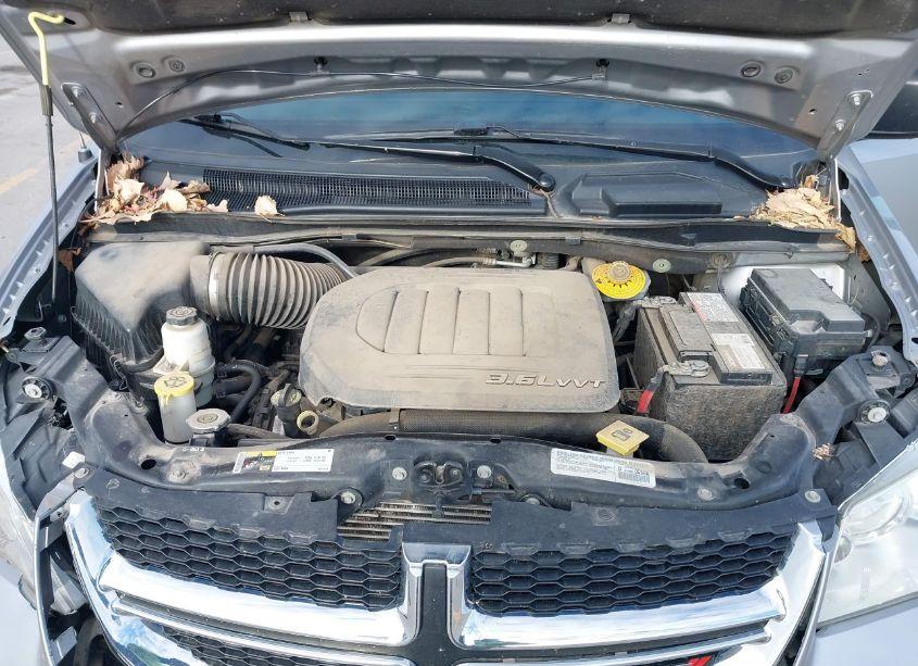 Photo 10 of 2014 Dodge Grand CARAVAN SE (VIN 2C4RDGBG2ER274358)