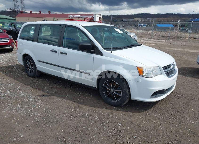 2014 Dodge Grand CARAVAN SE/SXT (VIN 2C4RDGBG2ER327558) main photo