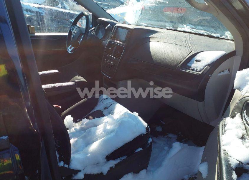 Photo 5 of 2014 Dodge Grand CARAVAN SE (VIN 2C4RDGBG2ER412352)