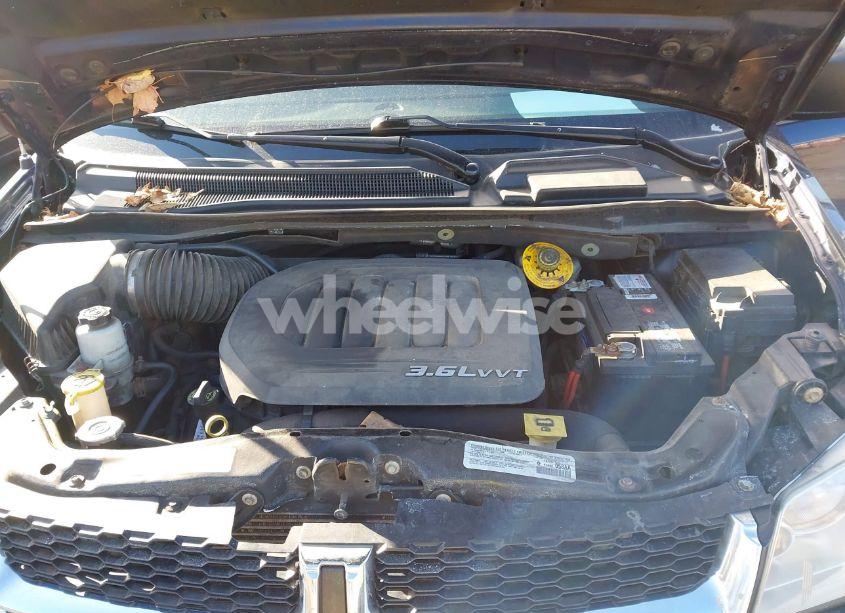 Photo 10 of 2014 Dodge Grand CARAVAN SE (VIN 2C4RDGBG2ER471806)