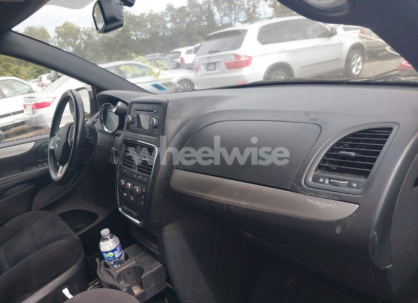 Photo 5 of 2015 Dodge Grand CARAVAN SE (VIN 2C4RDGBG2FR512467)