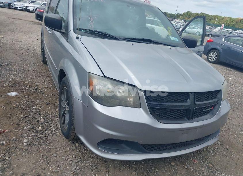 Photo 6 of 2015 Dodge Grand CARAVAN SE (VIN 2C4RDGBG2FR512467)