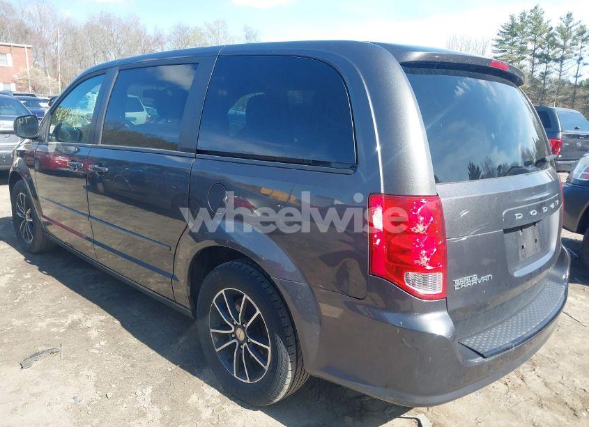 Photo 3 of 2015 Dodge Grand CARAVAN SE (VIN 2C4RDGBG2FR581434)
