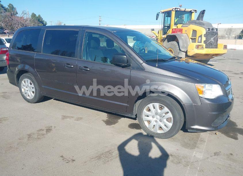 2015 Dodge Grand CARAVAN SE (VIN 2C4RDGBG2FR614593) main photo
