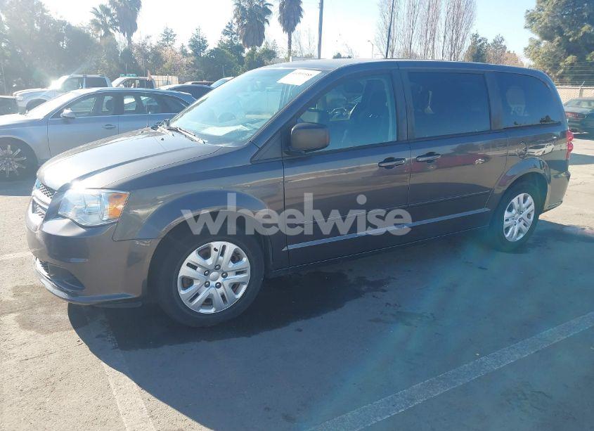 Photo 2 of 2015 Dodge Grand CARAVAN SE (VIN 2C4RDGBG2FR614593)