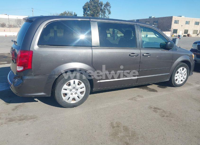 Photo 4 of 2015 Dodge Grand CARAVAN SE (VIN 2C4RDGBG2FR614593)