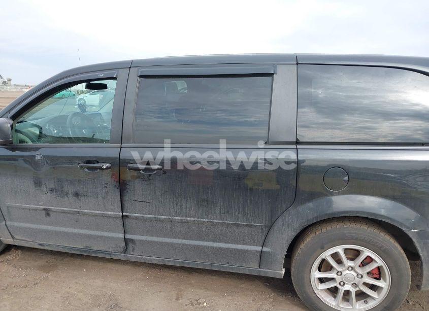 Photo 14 of 2016 Dodge Grand CARAVAN SE (VIN 2C4RDGBG2GR136967)