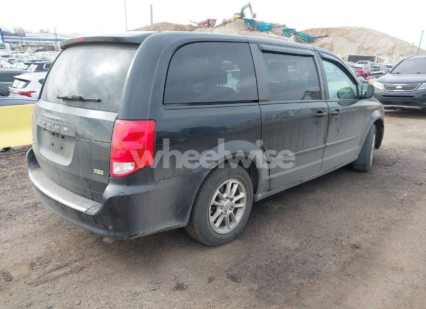 Photo 4 of 2016 Dodge Grand CARAVAN SE (VIN 2C4RDGBG2GR136967)