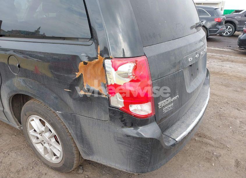 Photo 6 of 2016 Dodge Grand CARAVAN SE (VIN 2C4RDGBG2GR136967)