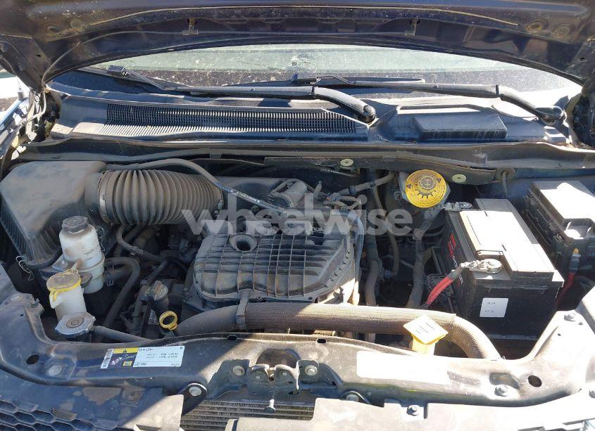 Photo 10 of 2016 Dodge Grand CARAVAN SE (VIN 2C4RDGBG2GR143580)