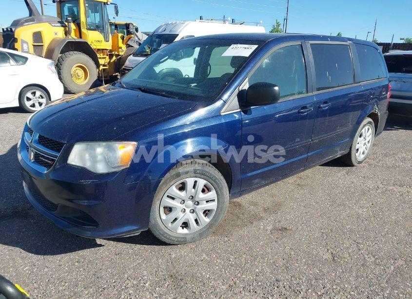 Photo 2 of 2016 Dodge Grand CARAVAN SE (VIN 2C4RDGBG2GR143580)