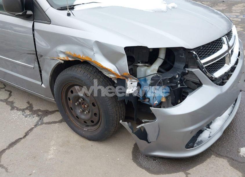 Photo 6 of 2016 Dodge Grand CARAVAN SE (VIN 2C4RDGBG2GR342354)