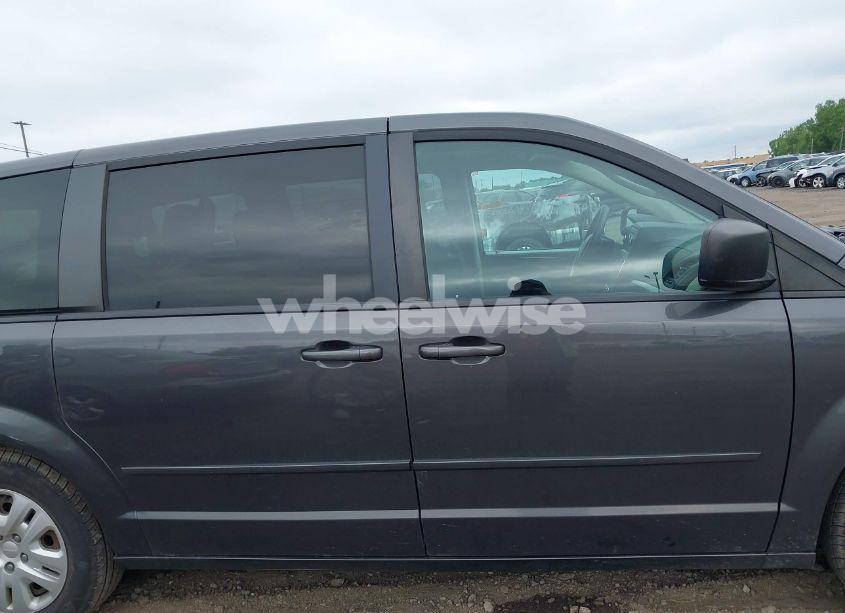 Photo 13 of 2016 Dodge Grand CARAVAN SE (VIN 2C4RDGBG2GR371885)