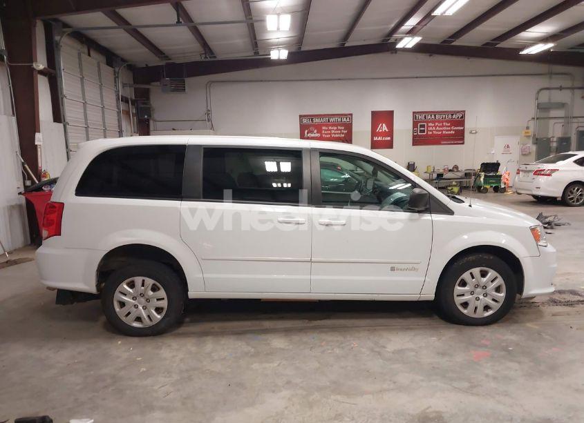 Photo 14 of 2016 Dodge Grand CARAVAN SE (VIN 2C4RDGBG2GR372101)