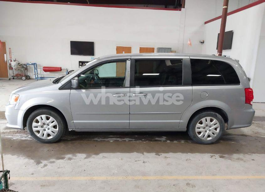 Photo 15 of 2016 Dodge Grand CARAVAN SE (VIN 2C4RDGBG2GR387486)