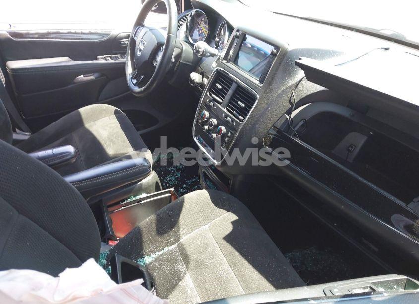 Photo 5 of 2016 Dodge Grand CARAVAN SE PLUS (VIN 2C4RDGBG2GR398987)