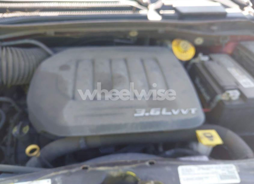 Photo 10 of 2016 Dodge Grand CARAVAN SE (VIN 2C4RDGBG2GR401371)