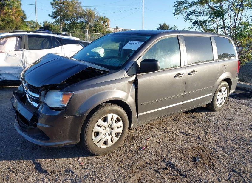 Photo 2 of 2017 Dodge Grand CARAVAN SE (VIN 2C4RDGBG2HR694769)