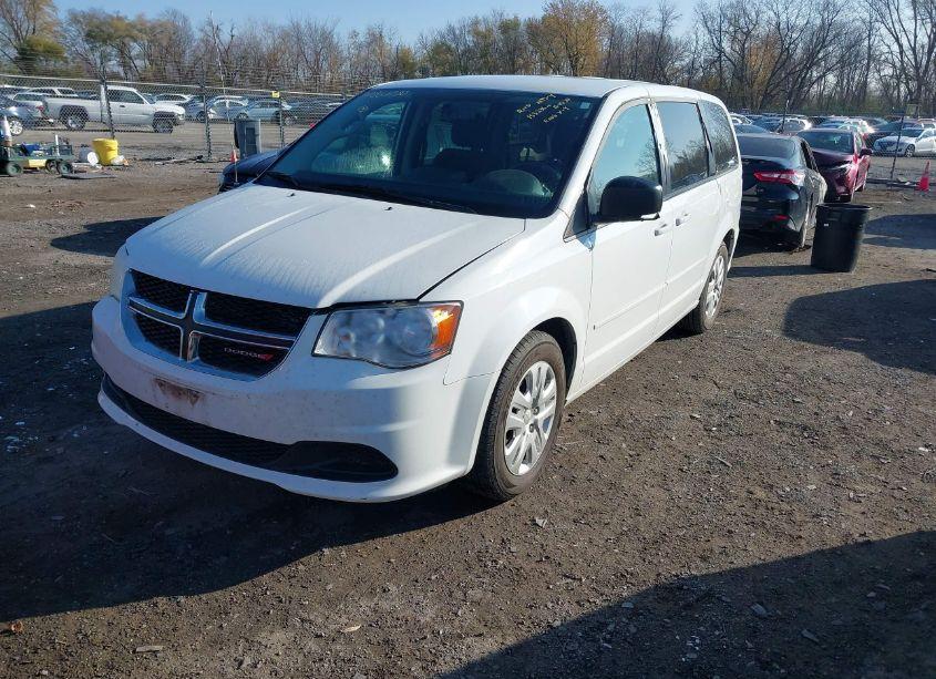 Photo 2 of 2017 Dodge Grand CARAVAN SE (VIN 2C4RDGBG2HR866203)