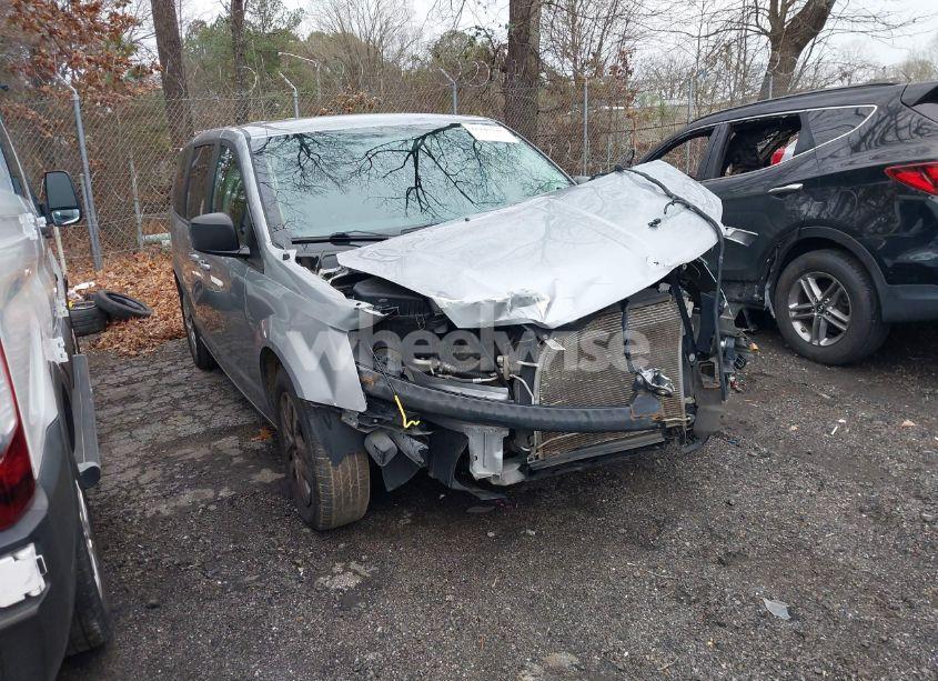 2018 Dodge Grand CARAVAN SE (VIN 2C4RDGBG2JR136524) main photo