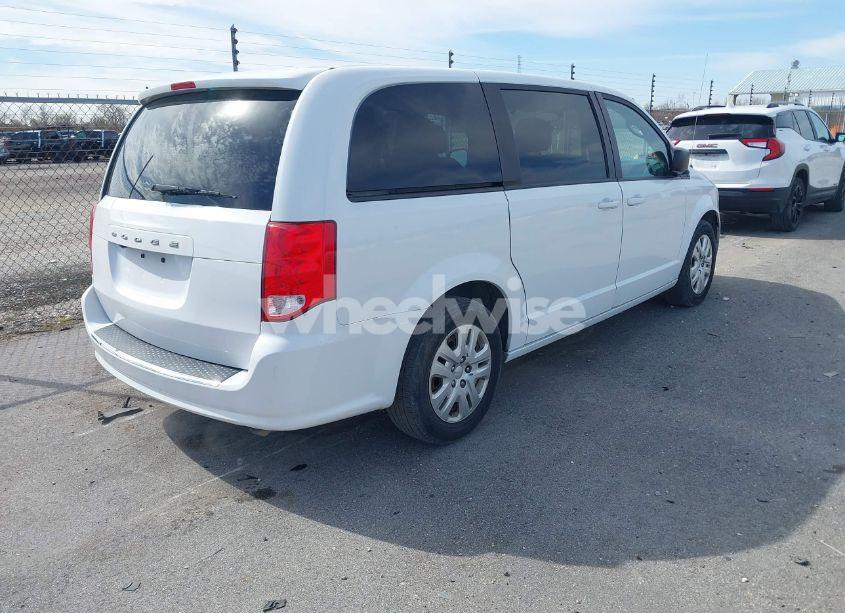 Photo 4 of 2018 Dodge Grand CARAVAN SE (VIN 2C4RDGBG2JR143702)