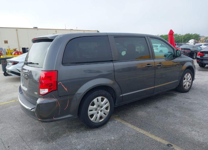Photo 4 of 2018 Dodge Grand CARAVAN SE (VIN 2C4RDGBG2JR146101)