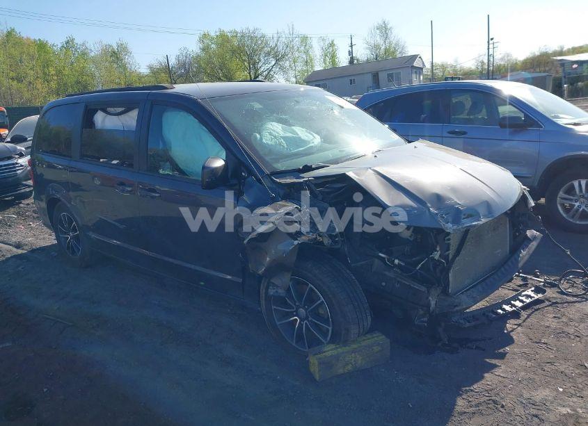 2018 Dodge Grand CARAVAN SE PLUS (VIN 2C4RDGBG2JR191216) main photo