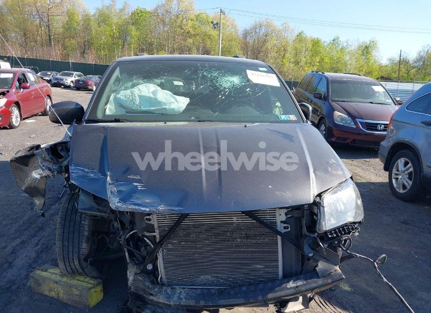 Photo 12 of 2018 Dodge Grand CARAVAN SE PLUS (VIN 2C4RDGBG2JR191216)